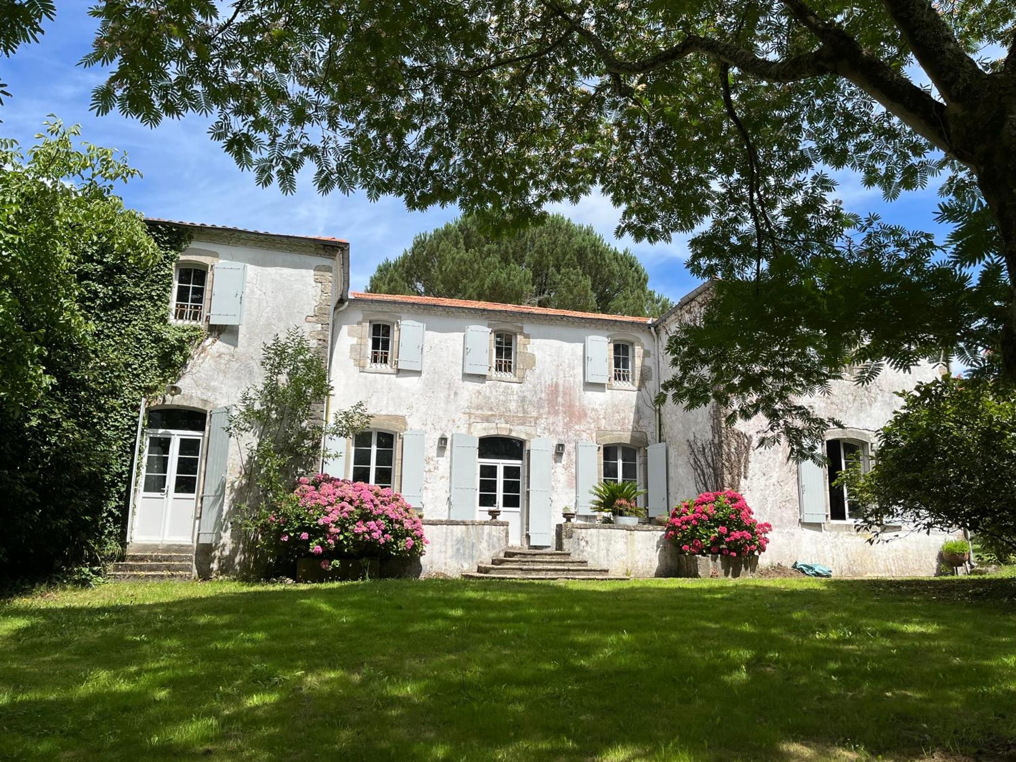 La Caverie De Peyroux A Orthevielle Bed & Breakfast Exterior photo